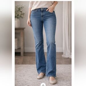 Levi’s 525 Nouveau Low Bootcut Jeans | Size 16 M | Classic Blue Denim